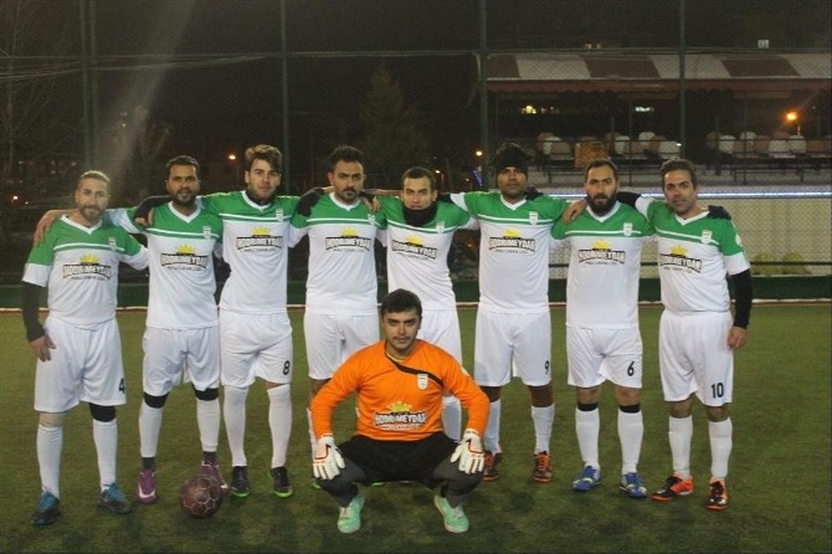 Hodrimeydan Halı Saha Ligi\'nde Maçlar Başladı
