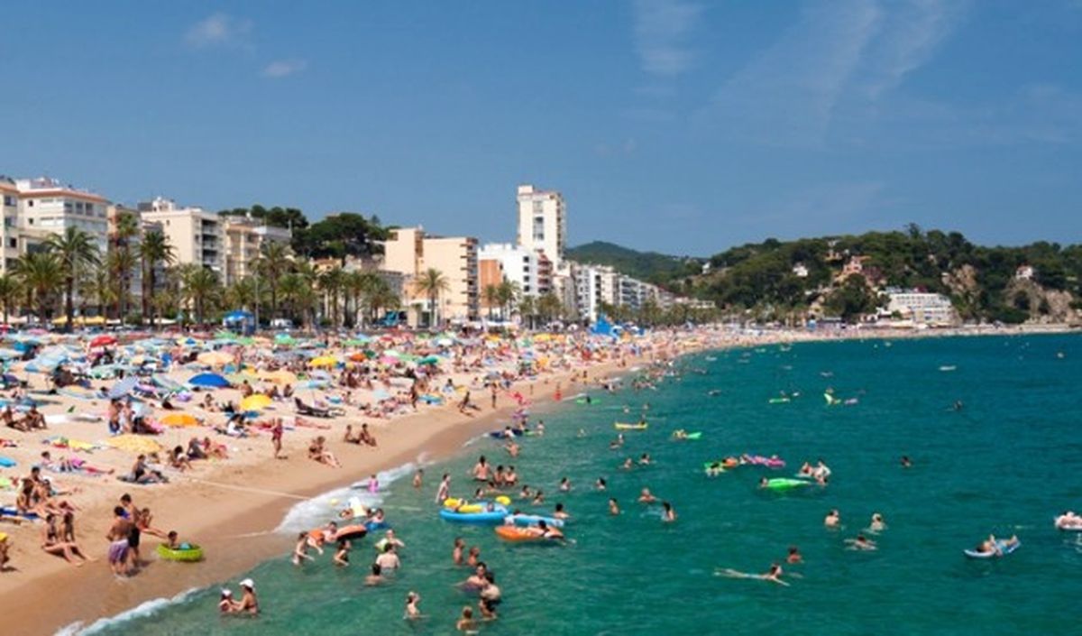 İspanya\'ya Giden İngiliz Turist Sayısında Rekor Artış