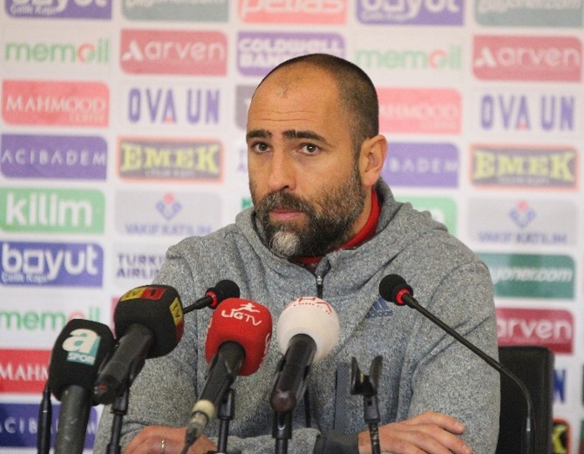 Kardemir Karabükspor Teknik Direktörü Tudor: "Beşiktaş Maçını Dört Gözle Bekliyorum"