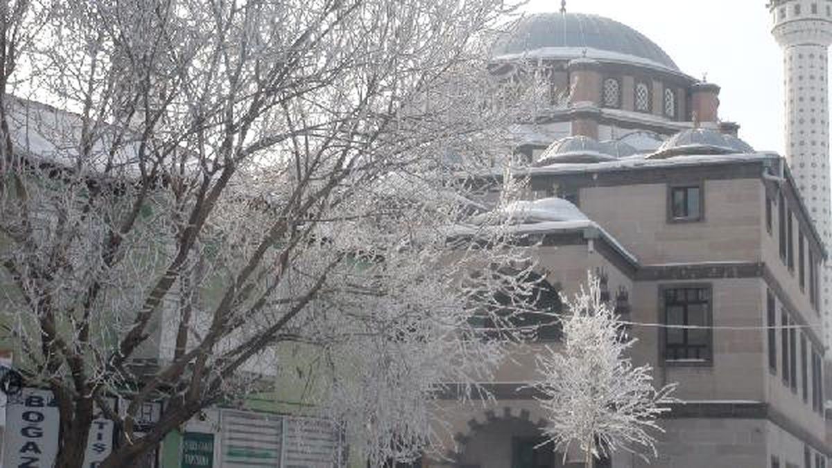 Kars Etkili Karakışın Görüntüsü Harika