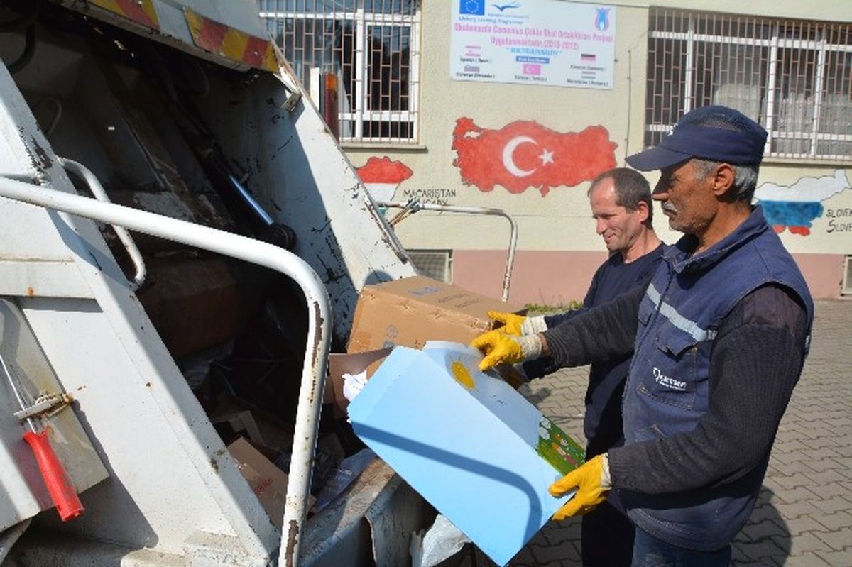 Körfez\'de 17 Bin Ağaç Kurtarıldı
