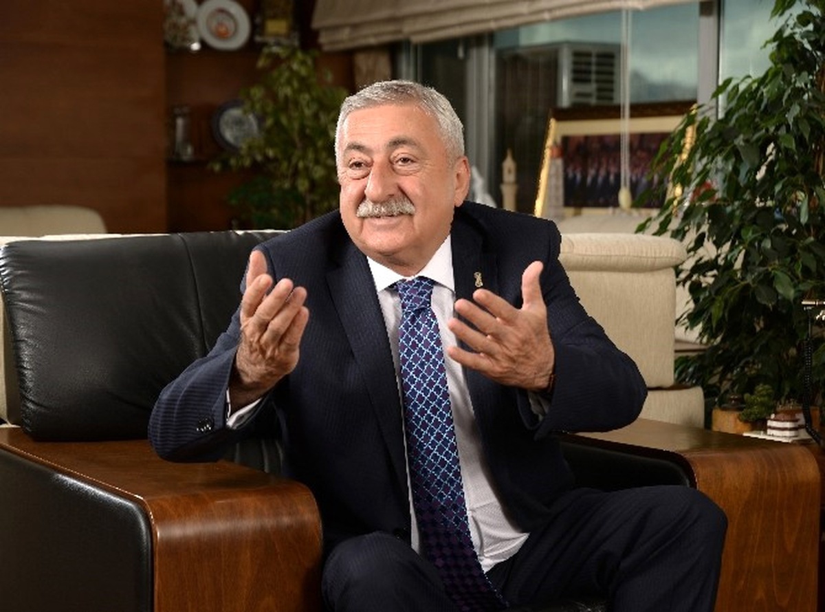Palandöken: "Emeklilikte Yaşa Takılanlara İmkan Verilmeli"