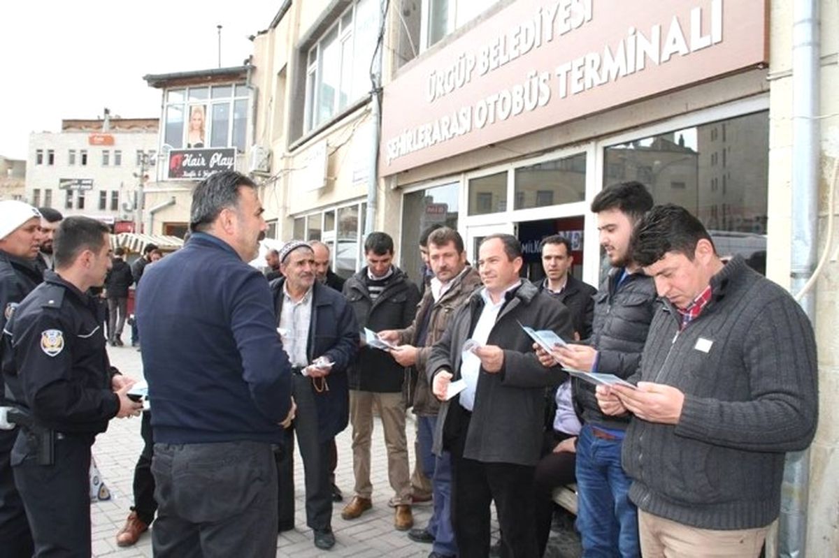 Polis, Dolandırıcılara Karşı Vatandaşları Uyardı