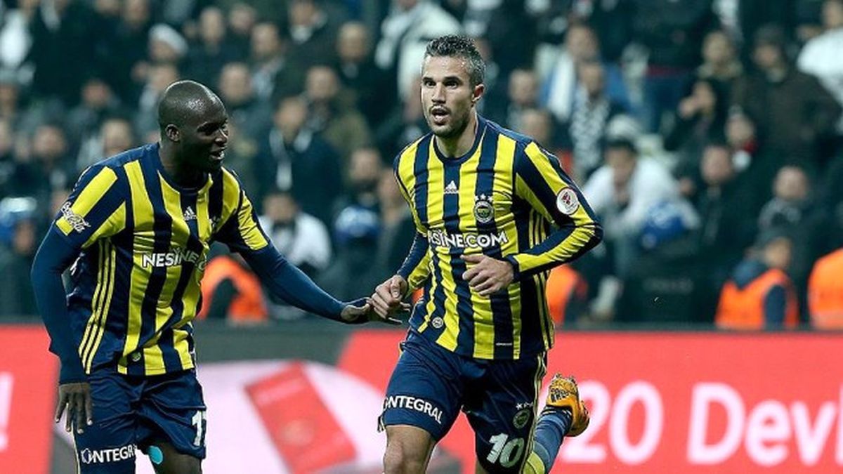 Robin Van Persie Hakkında Suç Duyurusu