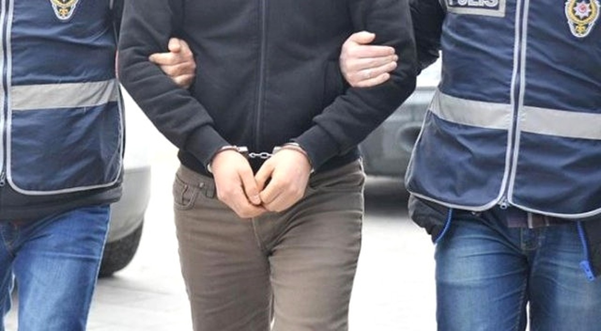 Şüpheli Araçtan Esrar Çıktı, 1 Kişi Tutuklandı