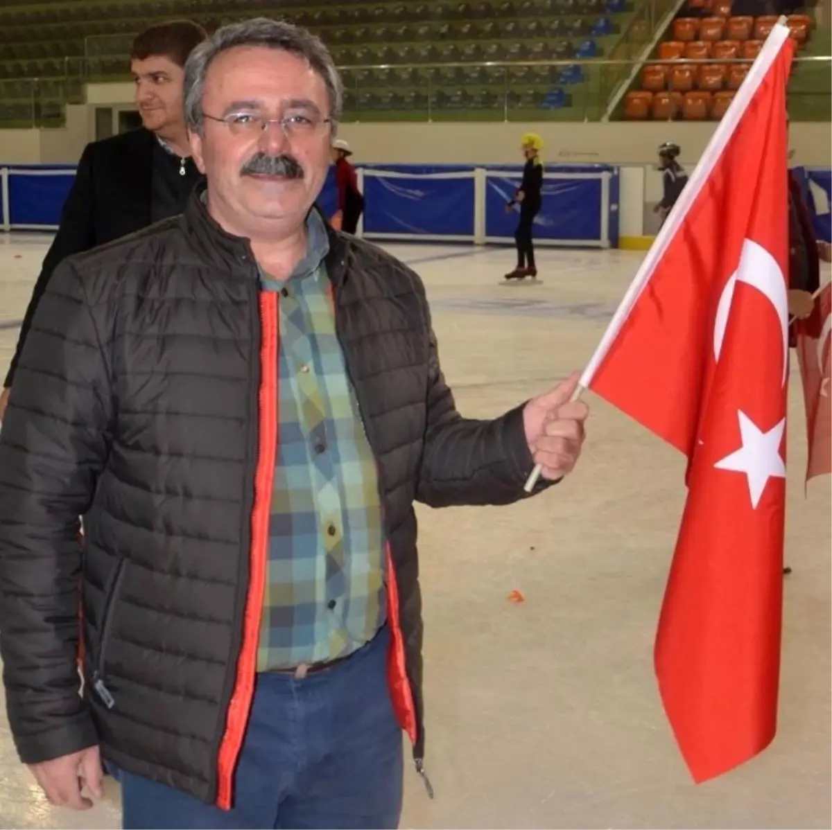 Sürat Pateni Milli Takım Sporcuları Madalya İçin Yarışacak