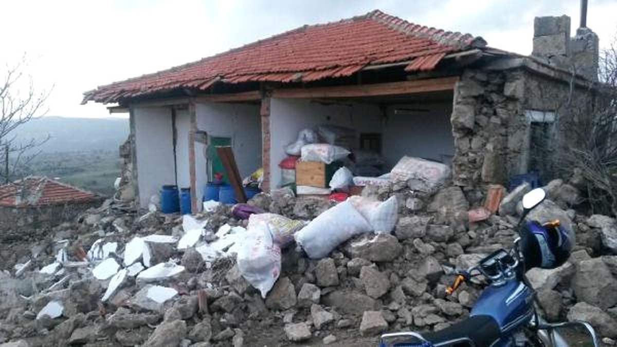 2- Ayvacık, Yine 5 Büyüklüğünde Depremle Sallandı