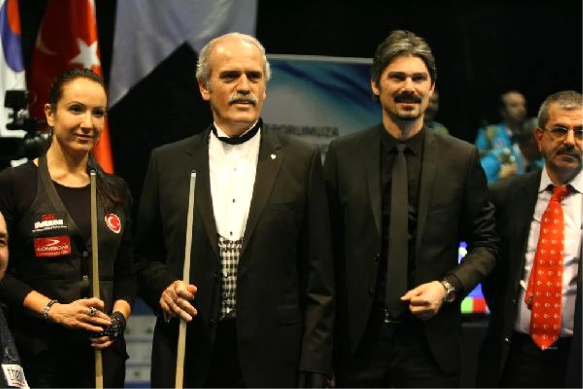 2- Bursa\'da Düzenlenen 3 Bant Bilardo Dünya Kupası\'nın Seremonisi Yapıldı