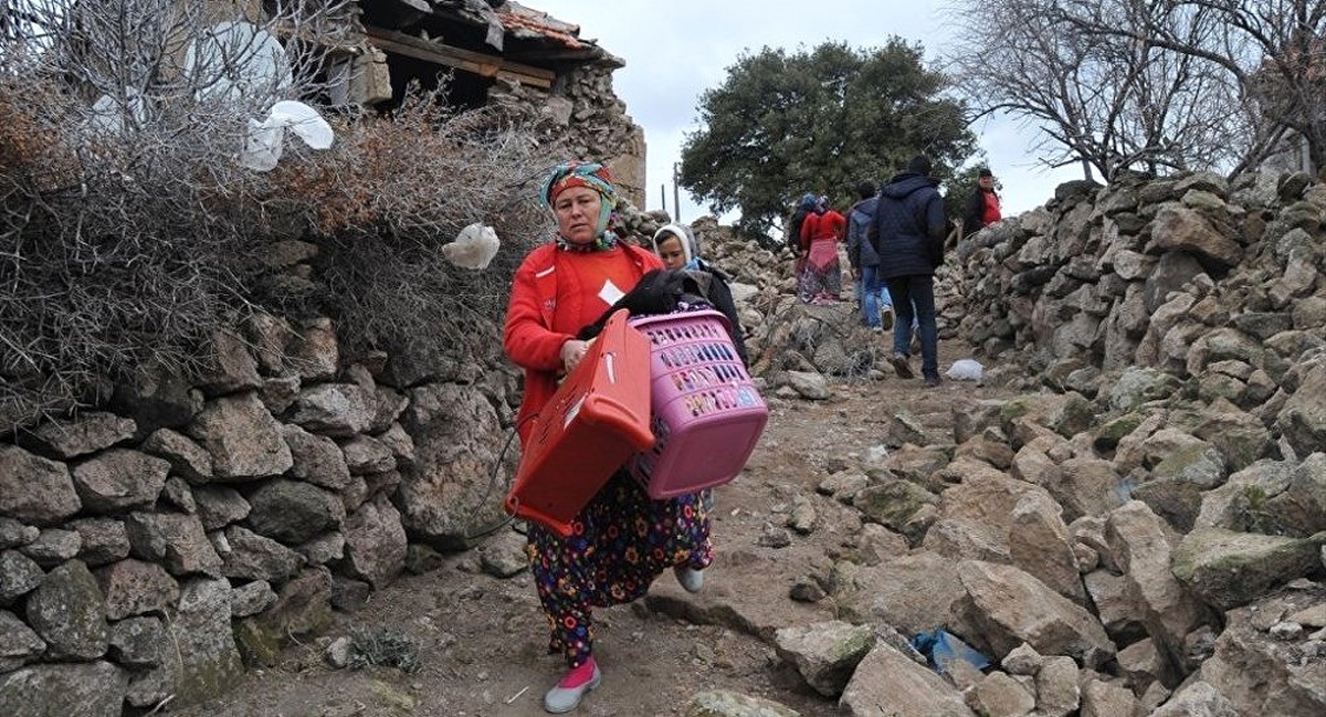 5 Büyüklüğündeki Deprem Artçı Değil Ana Depremdir"