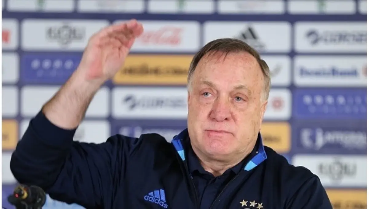 Advocaat, Arena\'da Kaybetse Bırakıyordu!