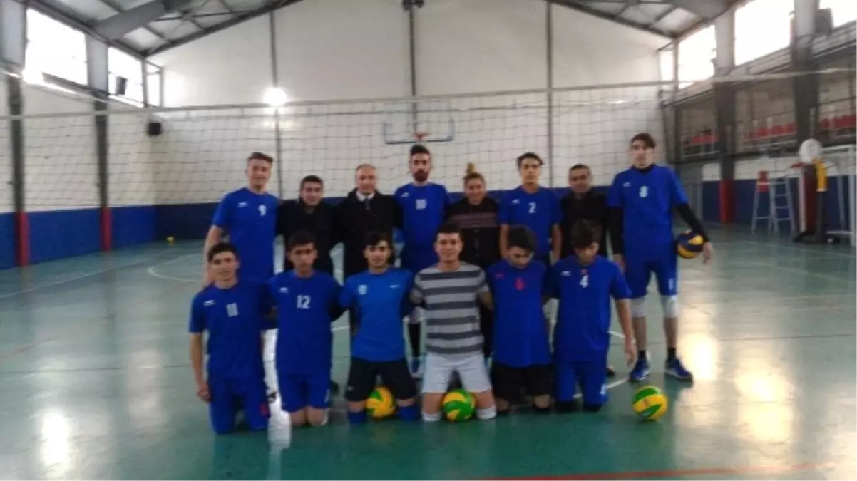 Aile ve Sosyal Politikalar Spor Kulübü Voleybol Takımı Kuruldu