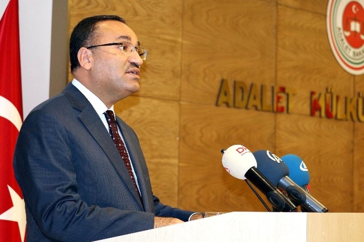 Bakan Bozdağ\'dan Yargı Mensuplarına "İstinafı Öldürmeyin" Uyarısı