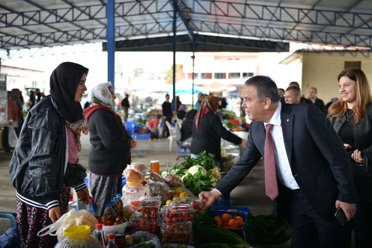 Başkan Böcek, Çakırlar ve Bahtılı\'yı Gezdi