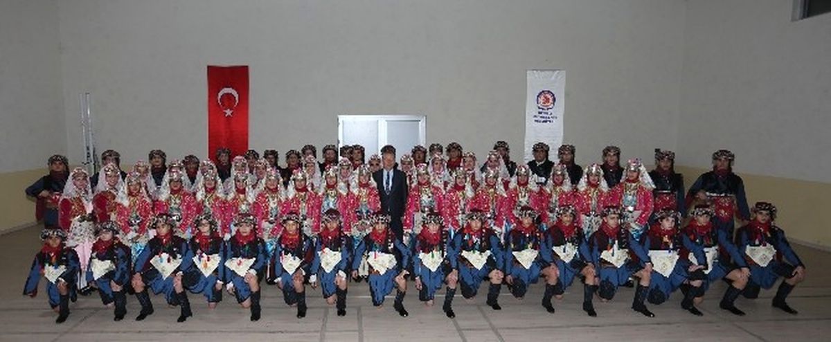 Başkan Zolan\'dan Halk Oyunları Topluluğuna Sürpriz Ziyaret