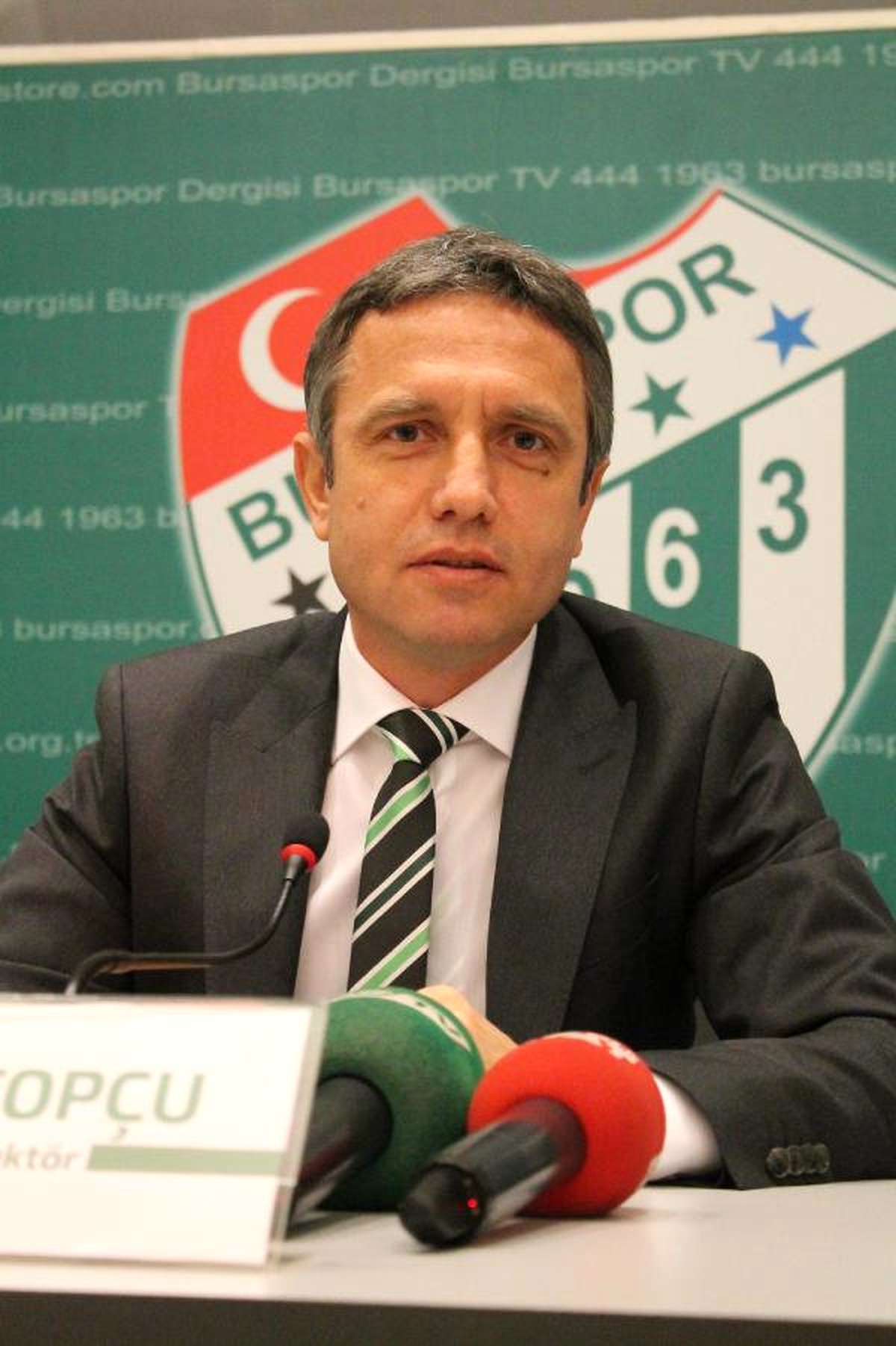 Bursaspor Teknik Direktörü Topçu: "Fenerbahçe\'den Korkmuyoruz"