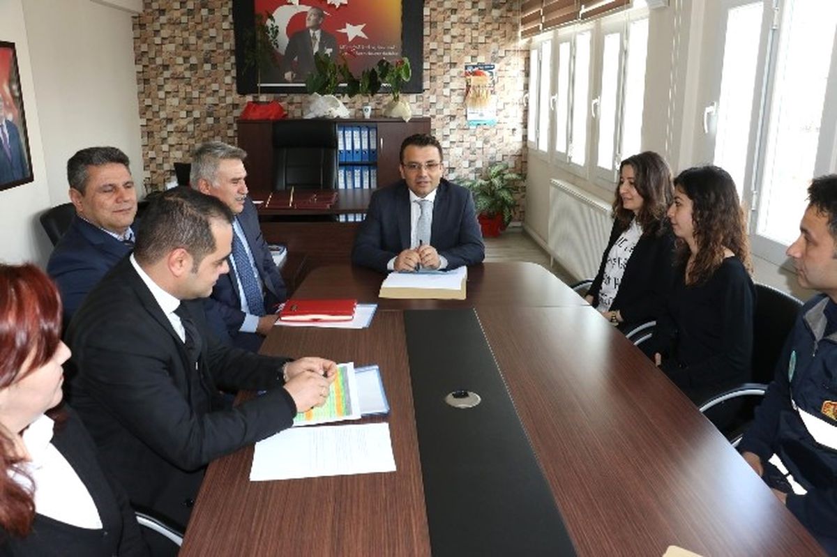 Büyükşehir Selendi\'de İncelemelerde Bulundu
