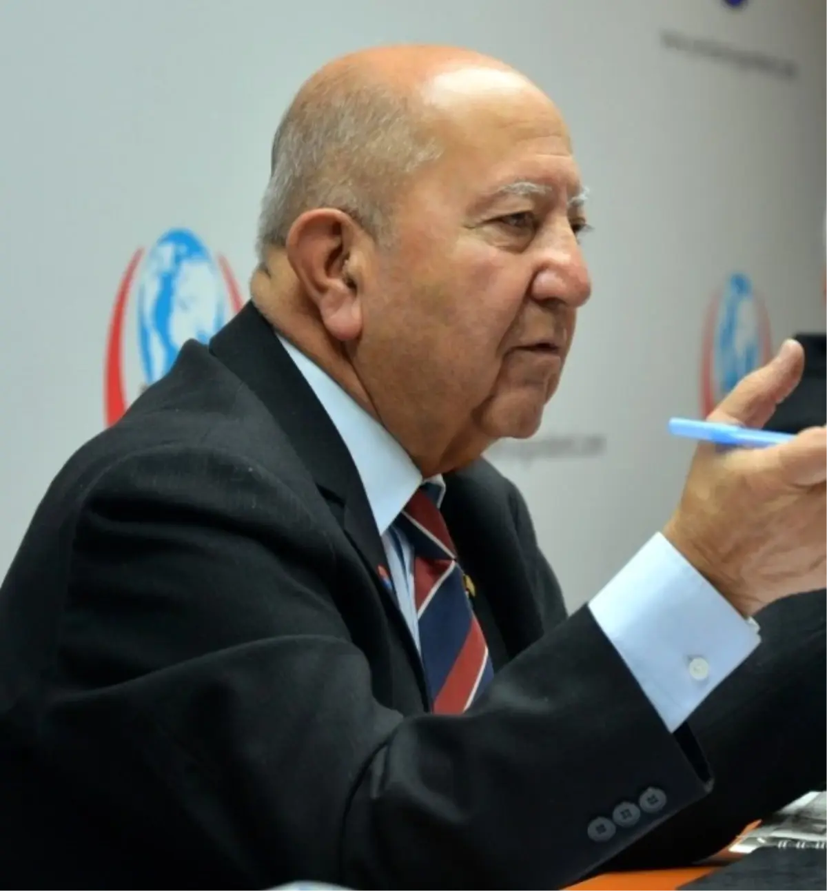 Emekli Tümgeneral Evcil\'den \'Kıbrıs\'ta Çözüm İçin Yeni Süreç\' Açıklaması