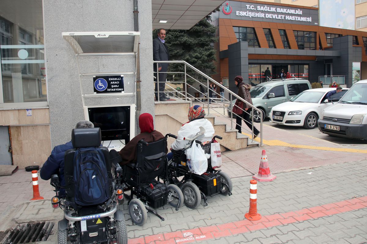 Engelli Araç Şarj İstasyonları Hazır