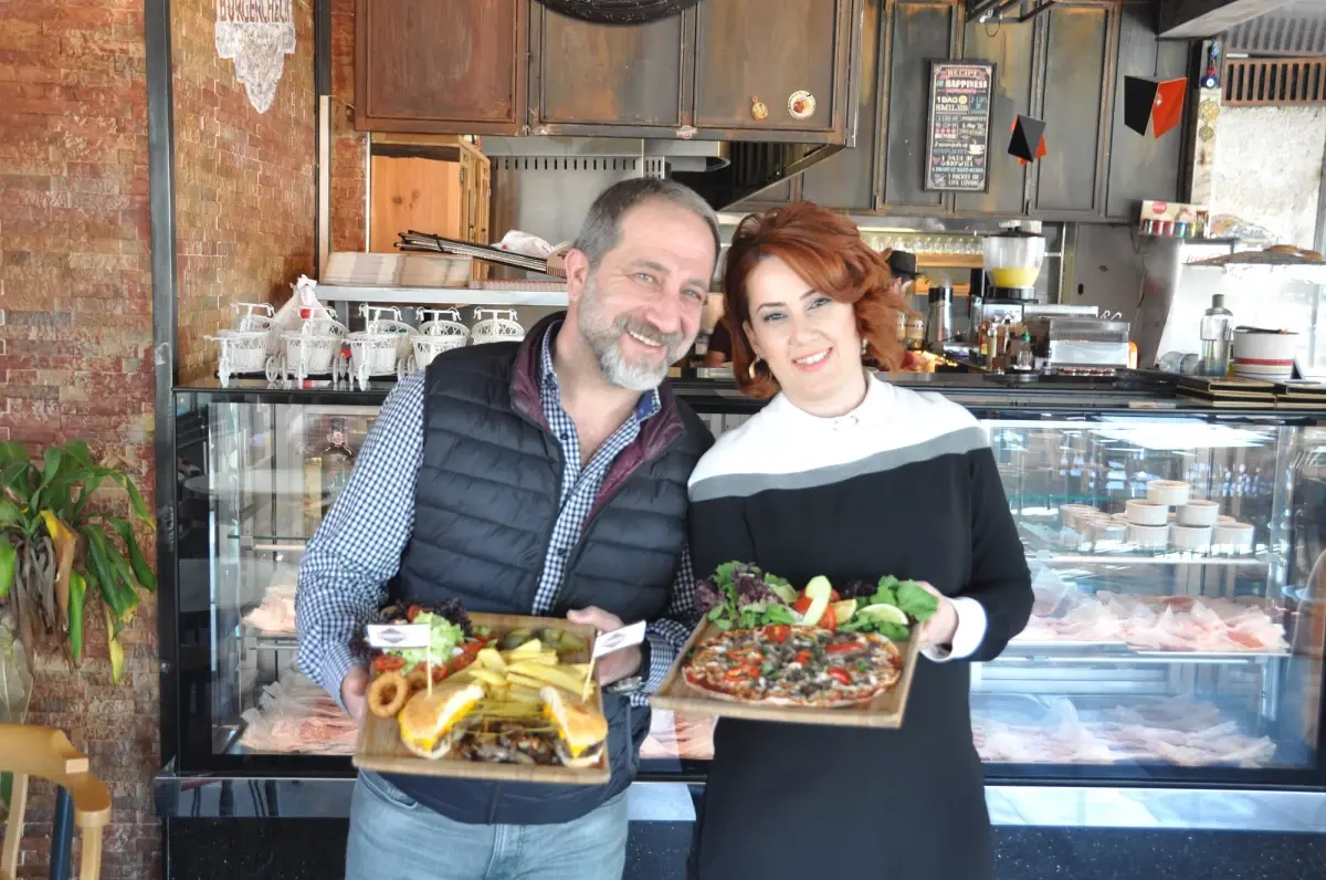 Gaziantep usulü hamburger yemek isteyenlere yeni bir mekanı