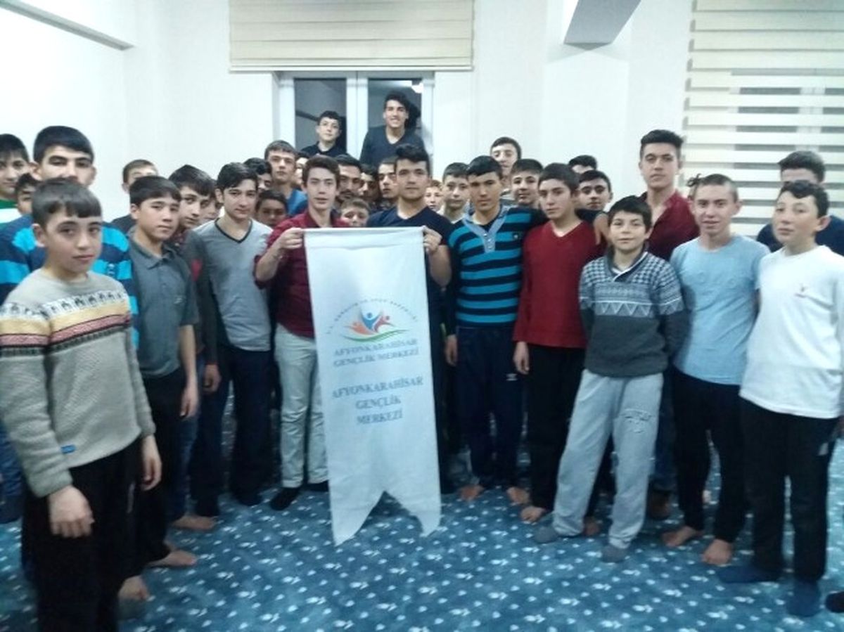 Gençlik Merkezi\'nin Bağımlılıkla Mücadele Çalışmaları Sürüyor