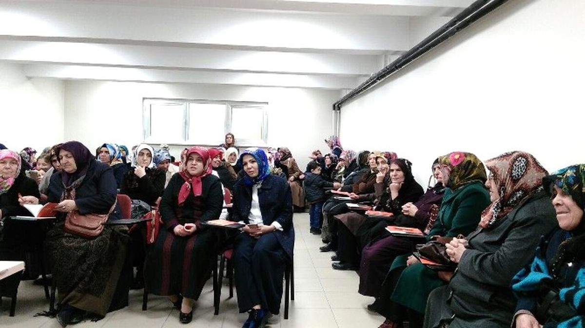 Gölbaşı\'nda "Kadın Yasal Hakları Eğitimi" Semineri Verildi