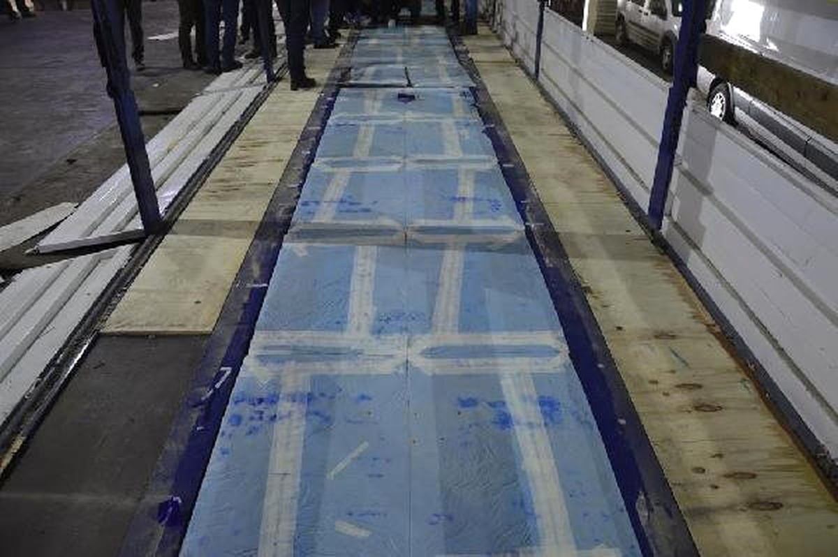 Gürbulak\'ta İran\'dan Gelen Tır\'da153 Kilo Eroin Ele Geçti