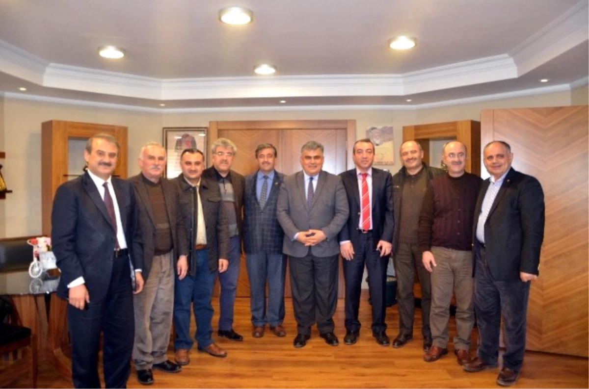 Kayseri\'nin İlçe Başkanlarından Başkan Özgüven\'e Ziyaret
