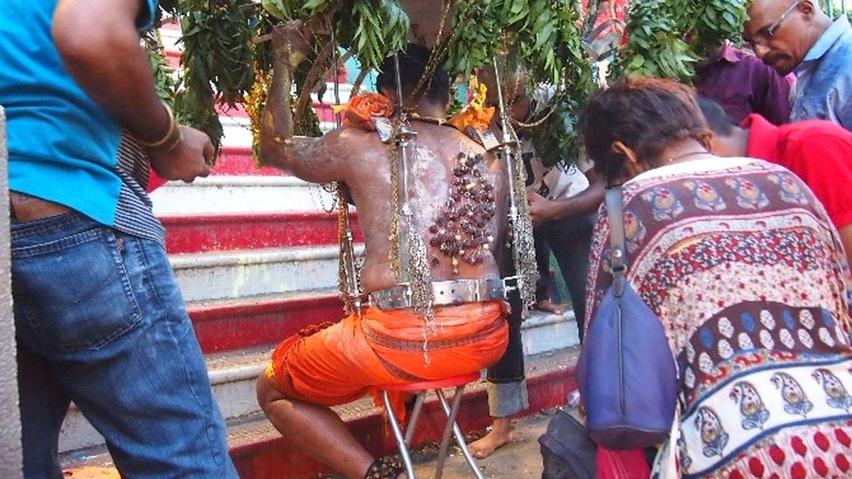 Malezya\'da Milyonlar Thaipusam İçin Buluştu
