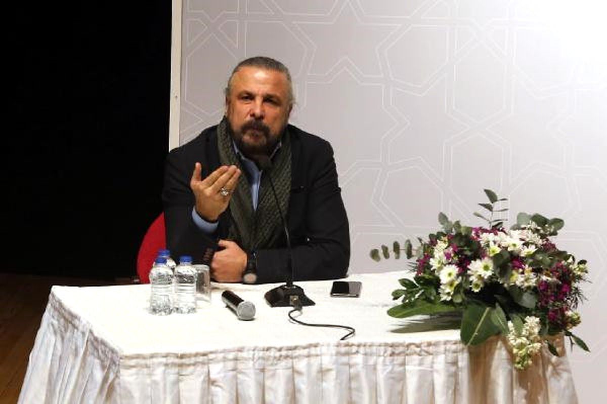 Mete Yarar: 15 Temmuz\'a Tiyatro Diyenlere Hesap Sorun