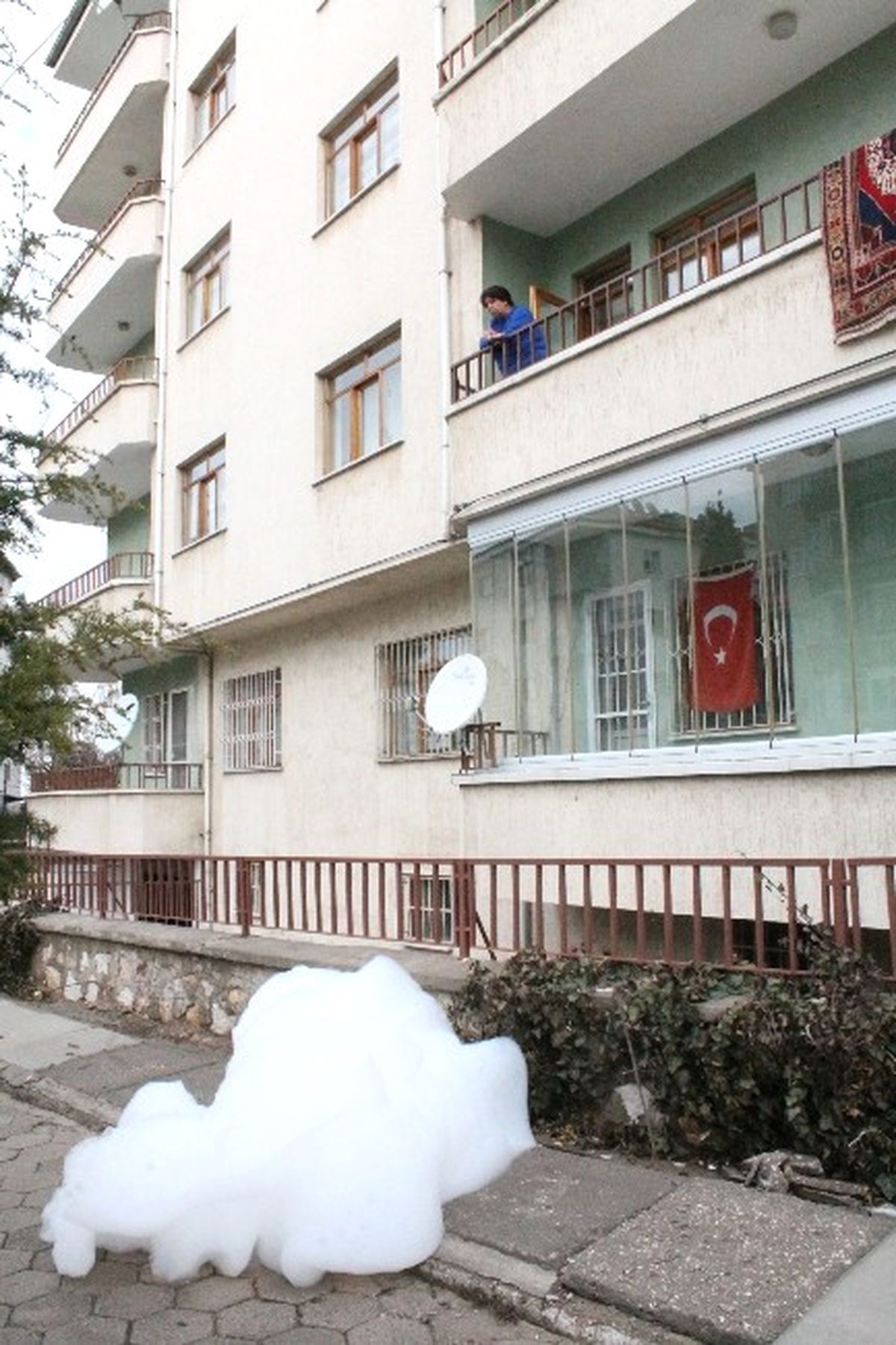 Niğde\'deki Esrarengiz Köpüğün Nedeni Belli Oldu