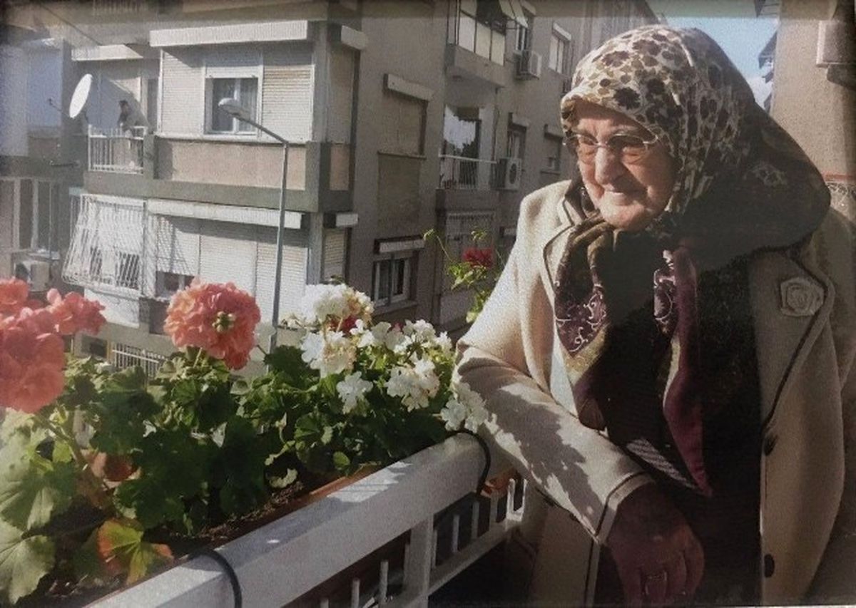 Oltu Münadiye Annesini Kaybetti