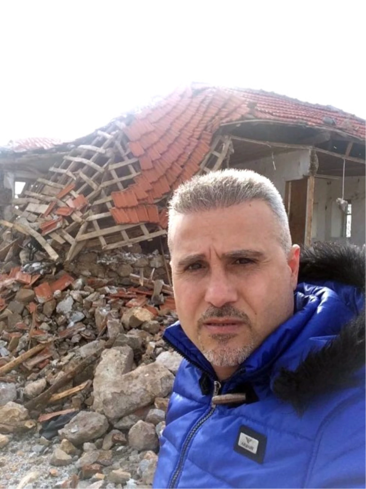 Papen Mustafa\'dan Depremzedelere Geçmiş Olsun Ziyareti