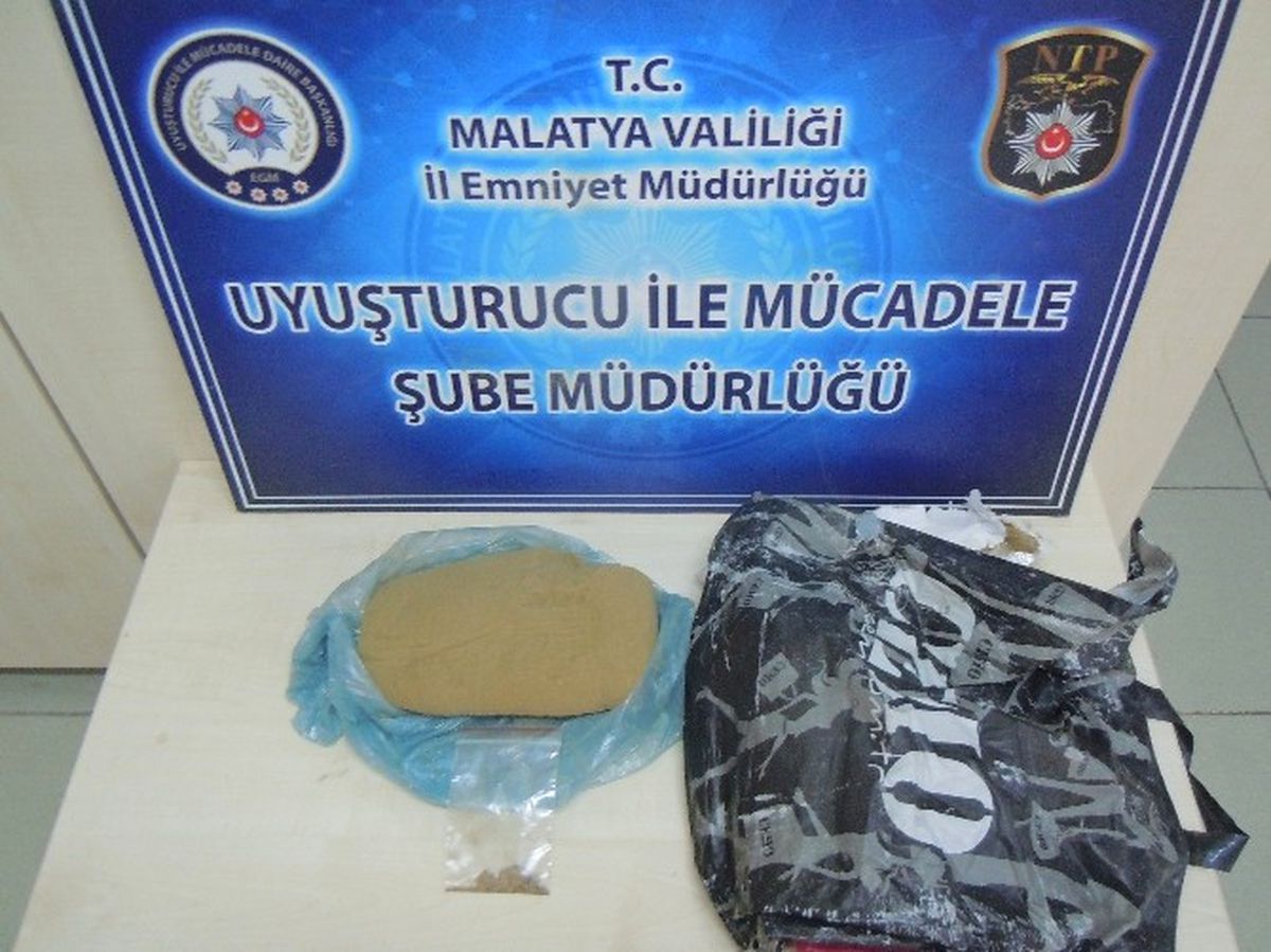 Polis 1 Kilo 342 Gram Uyuşturucu Madde Ele Geçirdi