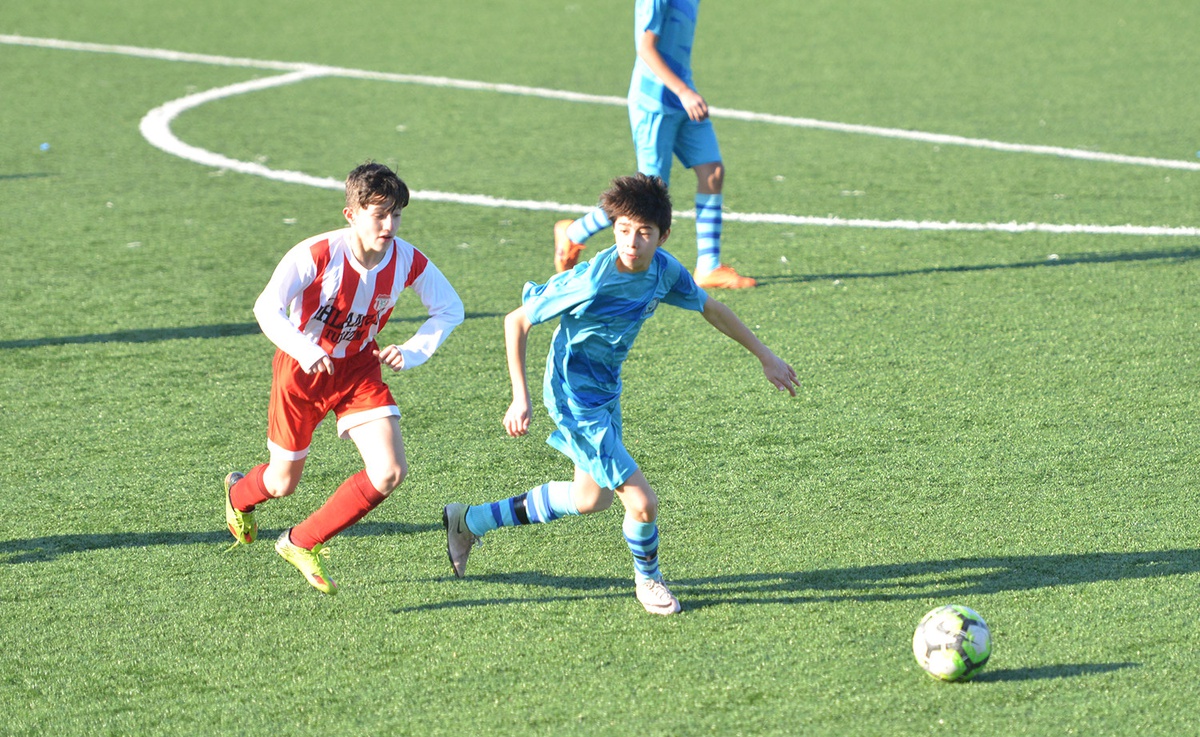Yıldırım Belediyespor Şampiyonluk Kupasını Kaldırdı