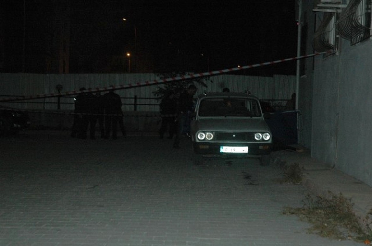 Adana\'da 5. Kattan Düşen 17 Yaşındaki Kız Öldü