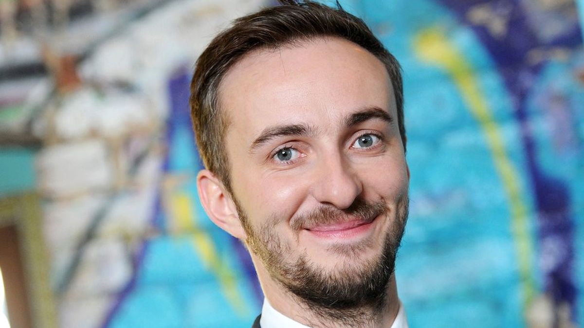 Almanya\'da Komedyen Böhmermann\'ın Erdoğan Şiirine Kısmi Yasak
