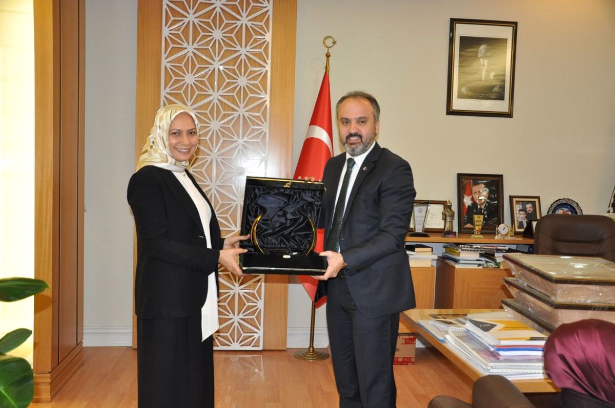 Bacıbeylerden Başkan Aktaşa Ziyaret