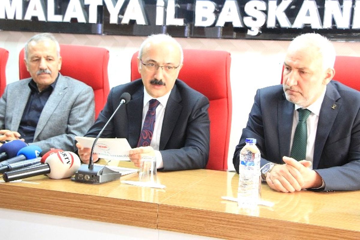 Bakan Elvan AK Parti Malatya Teşkilatını Ziyaret Etti