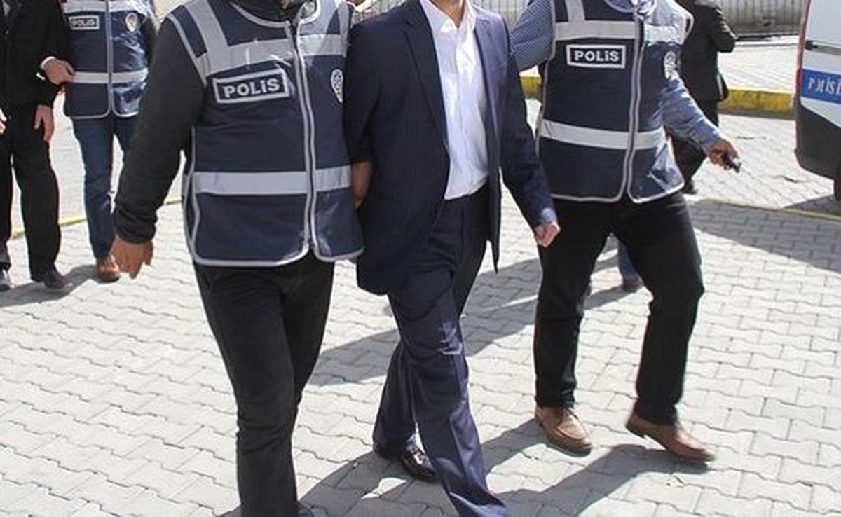 Gebze\'de Fetö Soruşturmasına 7 Tutuklama