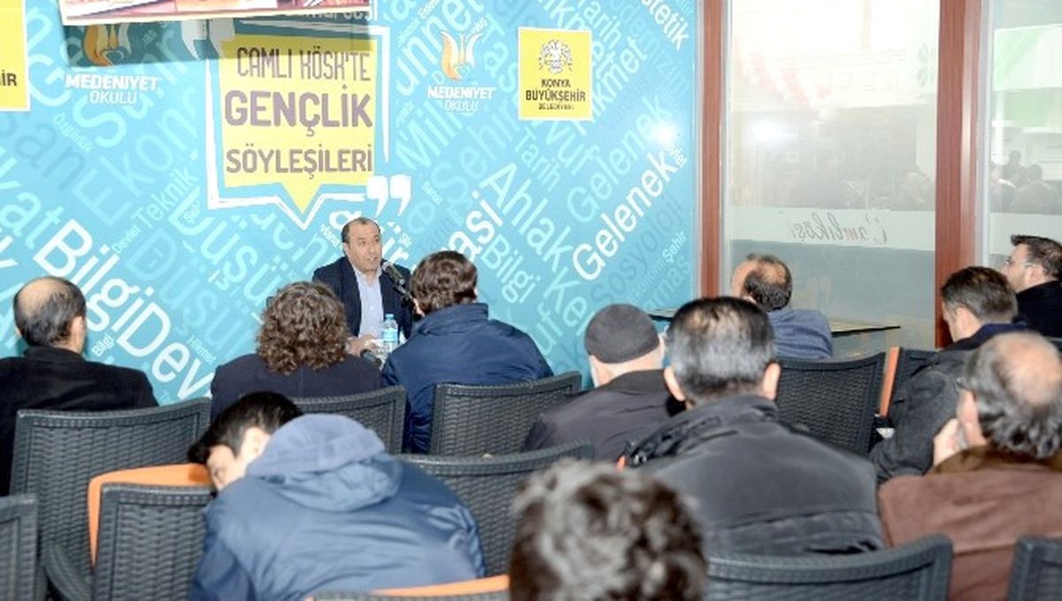 Gençlik Söyleşilerinde "Yeni Anayasa ve Cumhurbaşkanlığı Sistemi" Anlatıldı