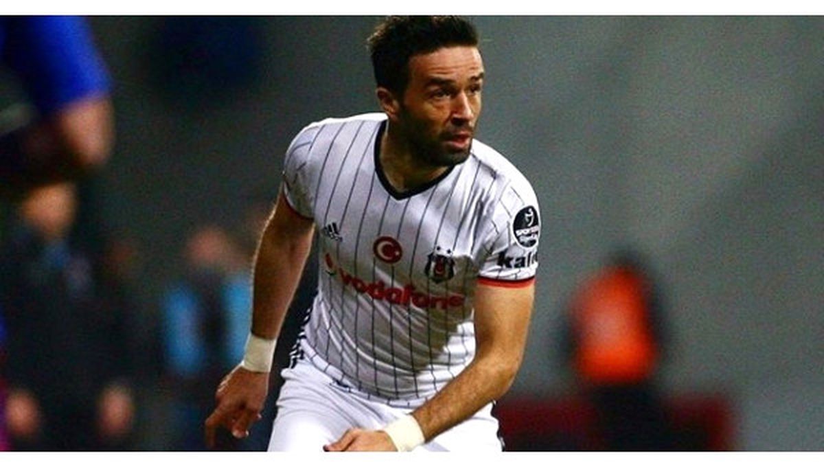 Gökhan Gönül\'ün Performansı Mağlubiyeti Önleyemedi