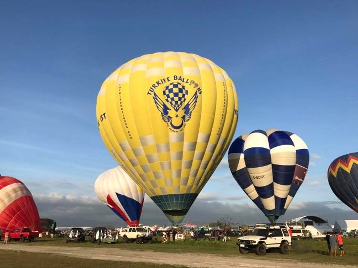 Kapadokya\'da Uçuş Yapan Balonlar Festival İçin Filipinler\'e Gitti