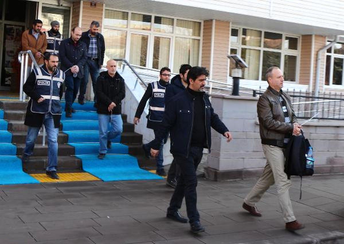 Kırıkkale\'de Fetö Operasyonunda 4 Polis Tutuklandı