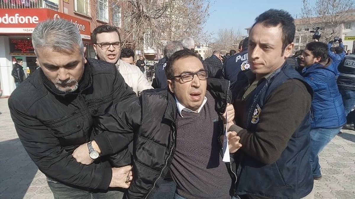 Malatya\'da İzinsiz Gösteri Gerginliği