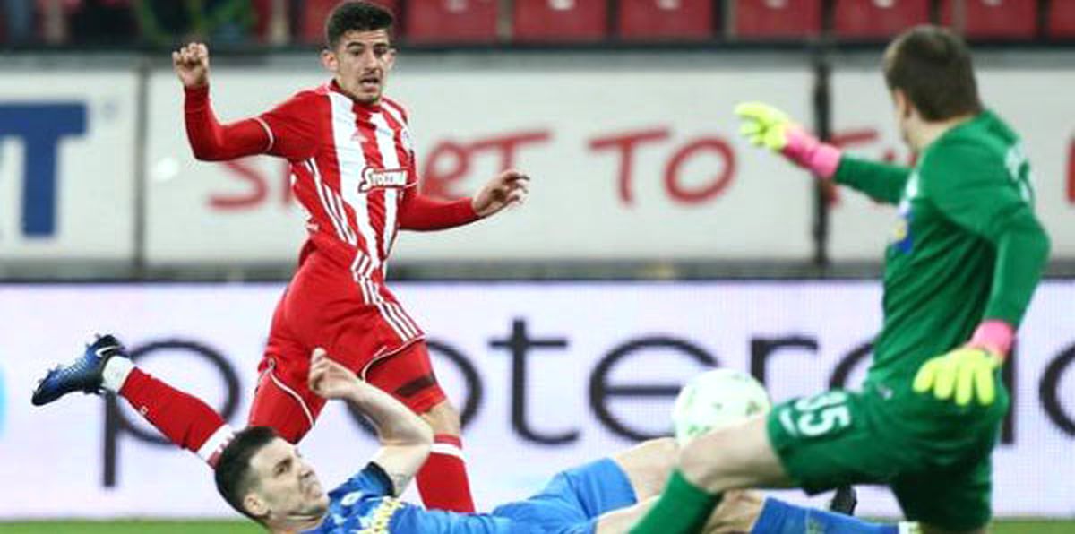 Olympiakos Yoluna Kayıpsız Devam Ediyor