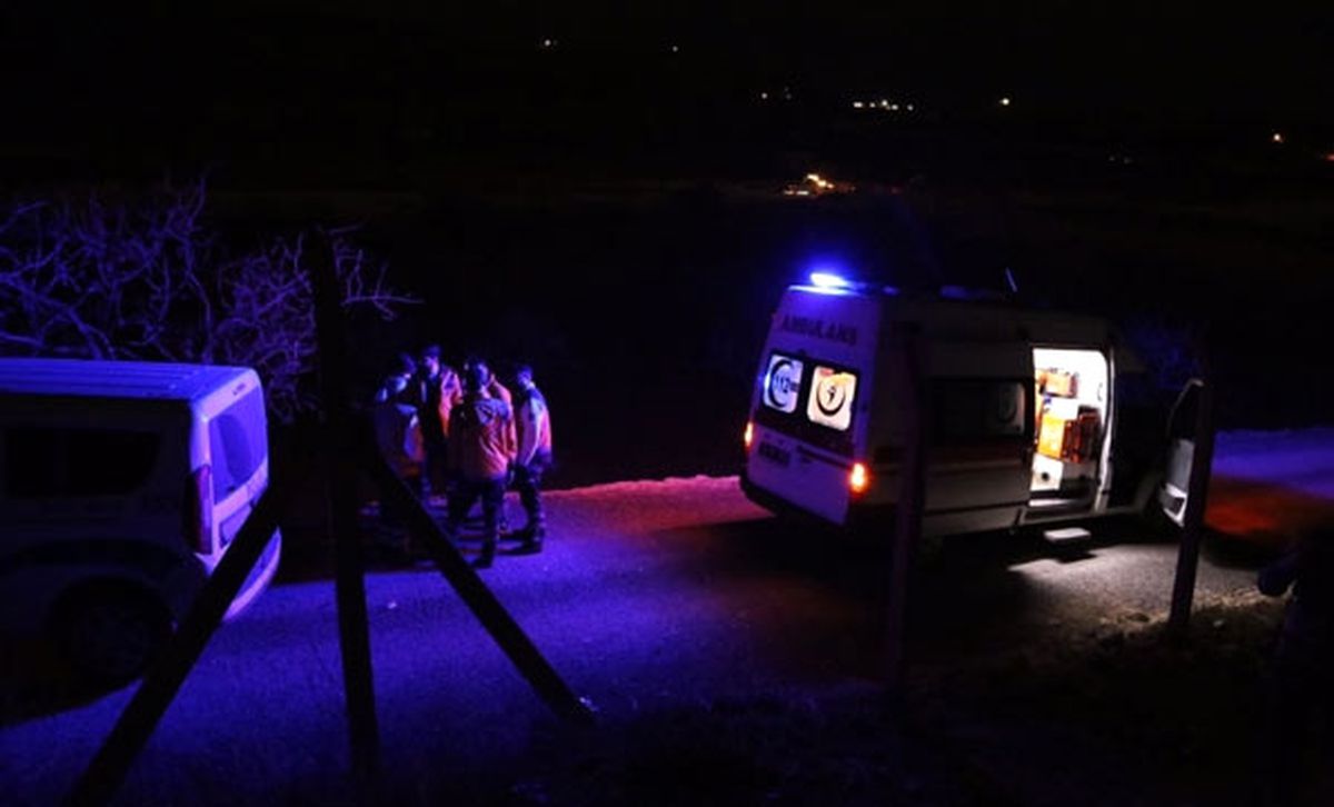 Otomobilde Eşi ve Çocuklarını Rehin Aldı (1)