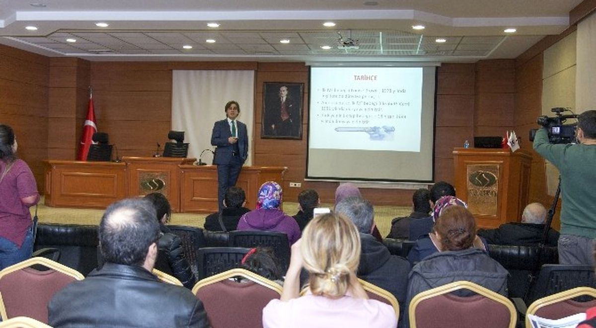 Özel Sani Konukoğlu Hastanesi\'nde Halka Açık Konferans