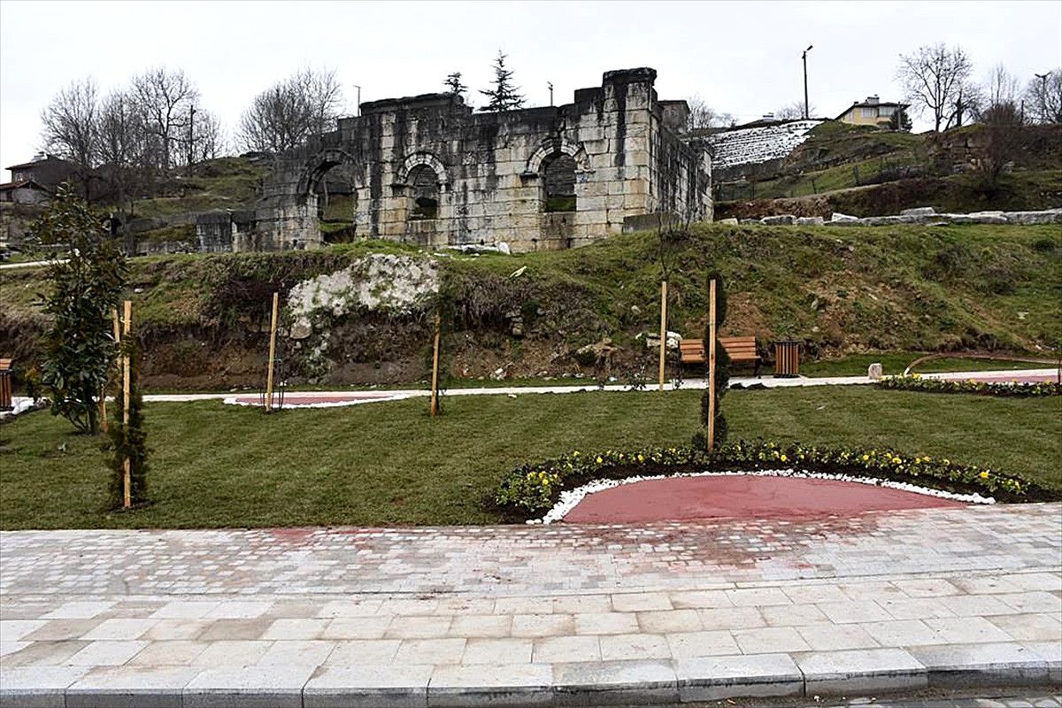 Prusias Ad Hypium Antik Kenti\'nde Arkeopark Çalışmaları