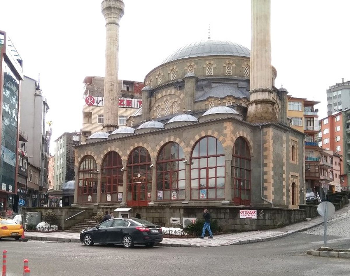 Rize\'de Hırsızlar Camiye Dadandı