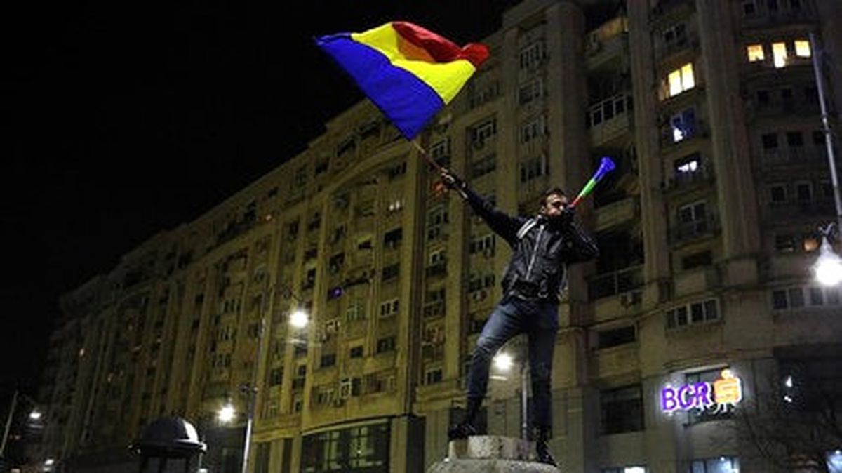 Romanya\'da Protestolar Sürüyor